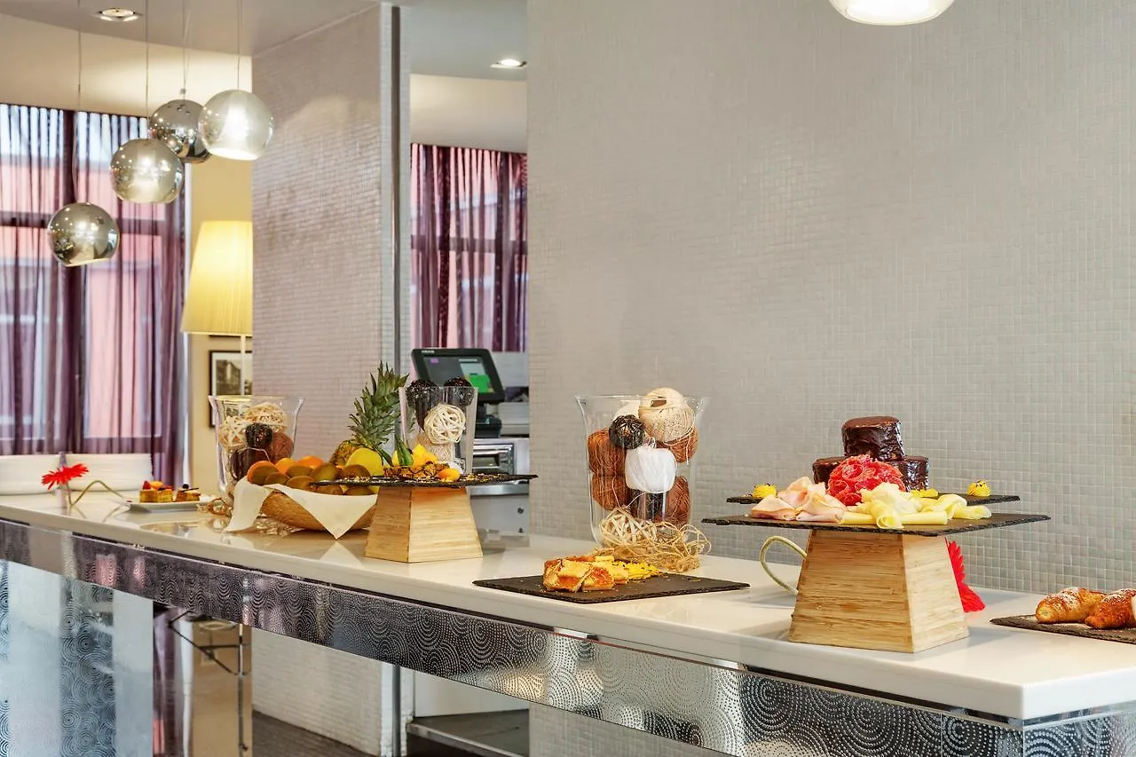 Italiana Hotels Milan Rho Fair 4*,